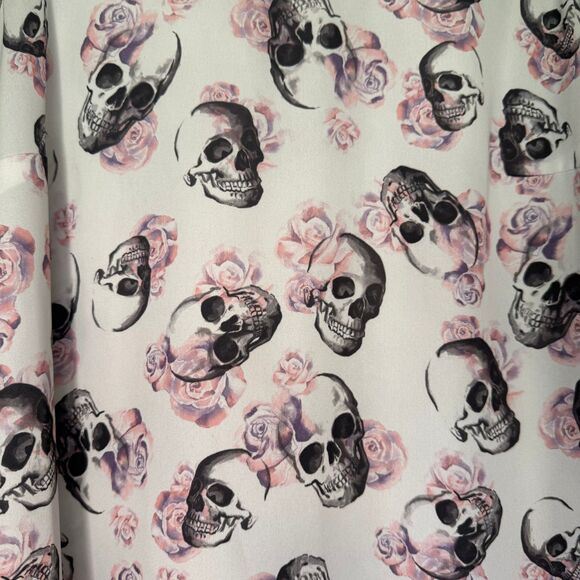TORRID women's plus size 1X raglan skulls roses Halloween sheer spooky top shirt - Picture 7 of 12